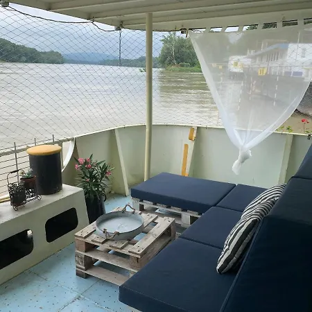 Botel Certo Nautica *